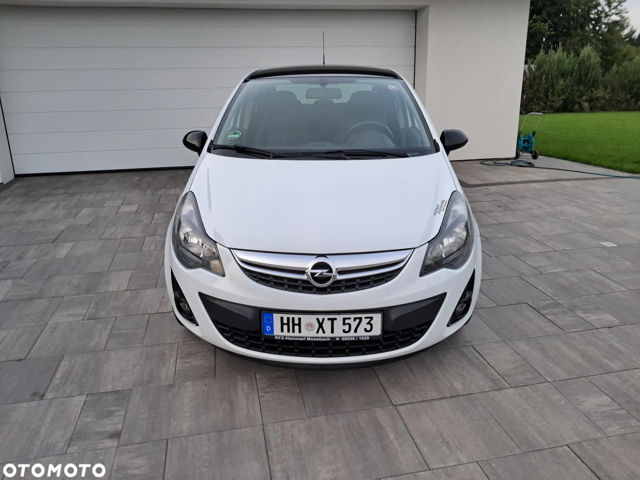 Opel Corsa 1.2 16V Cosmo - 2