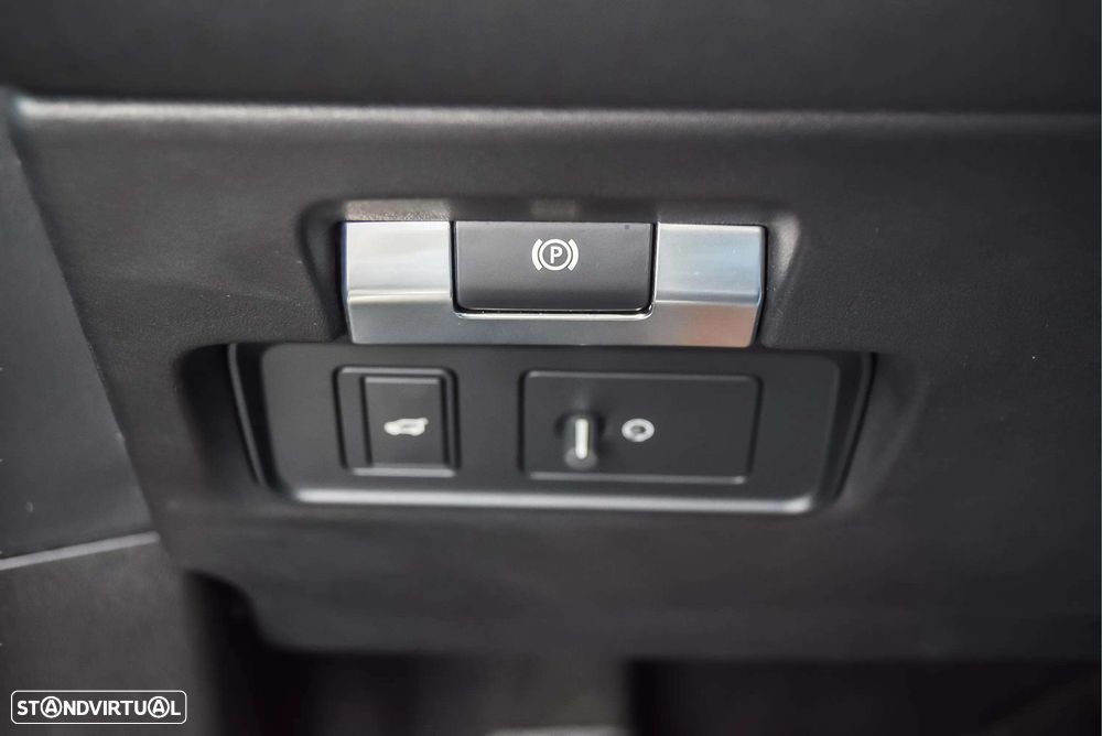 Land Rover Range Rover Evoque 1.5 P160 R-Dynamic SE Auto - 23