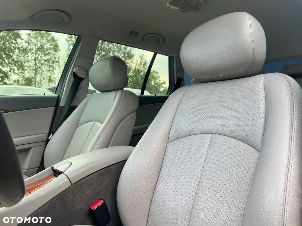 Mercedes-Benz Klasa E - 11