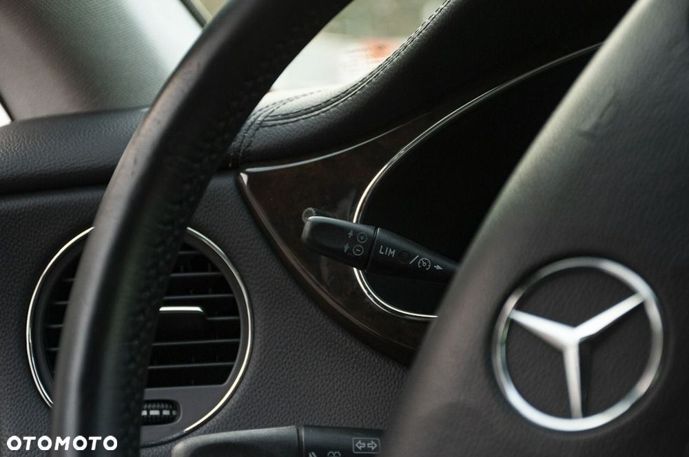 Mercedes-Benz CLS 500 7G-TRONIC - 37