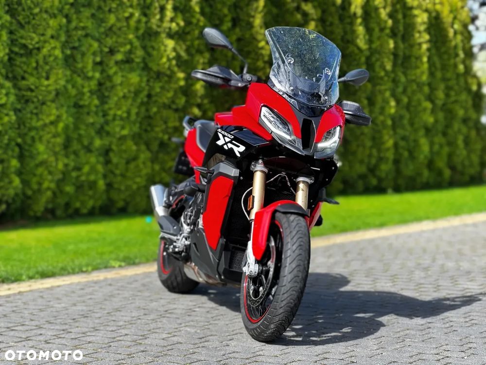 BMW XR - 3