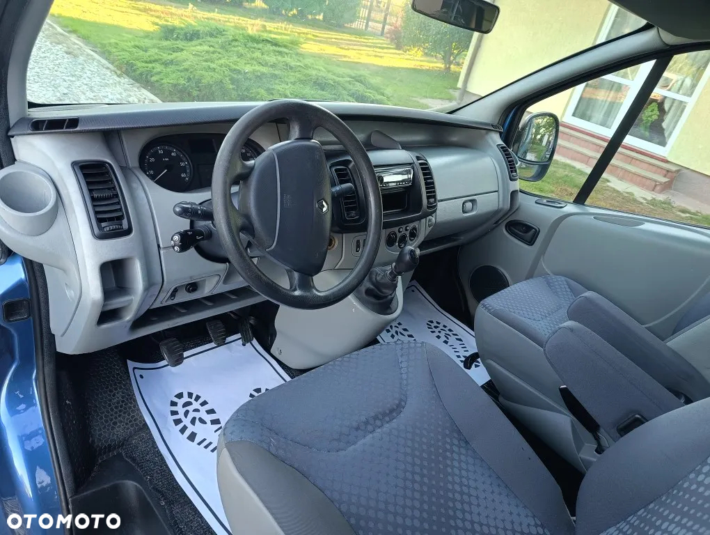 Renault Trafic 2.0 dCi 115 Combi L2H1 - 12