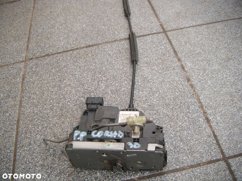 opel corsa d 07r zamek drzwi prawy przód 13258274 - 1