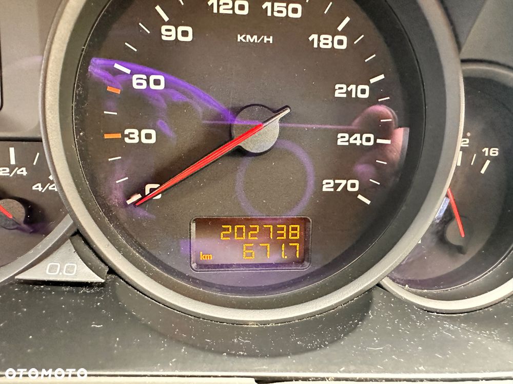 Porsche Cayenne Standard - 13