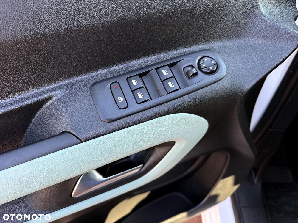 Citroën Berlingo M 1.2 PureTech Shine S&S - 29