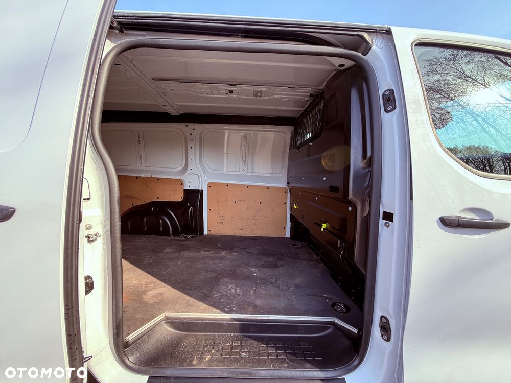 Toyota Proace Verso - 18