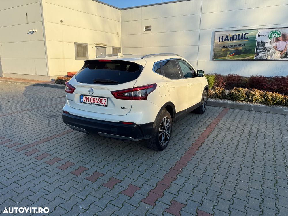 Nissan Qashqai 1.2 DIG-T N-Connecta - 4