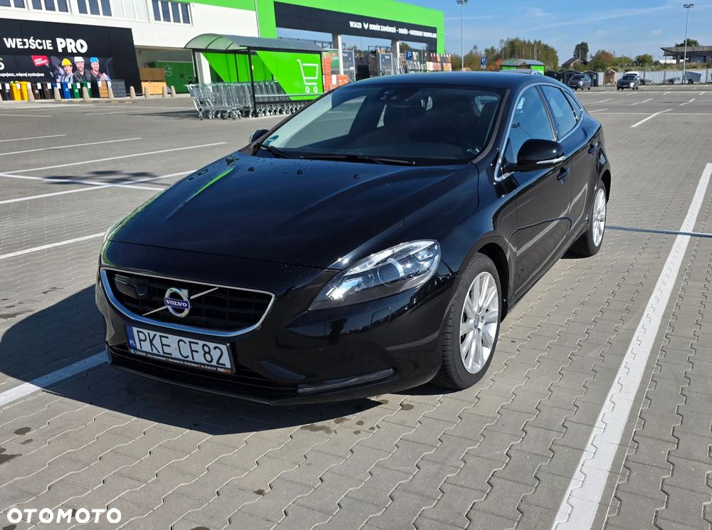 Volvo V40