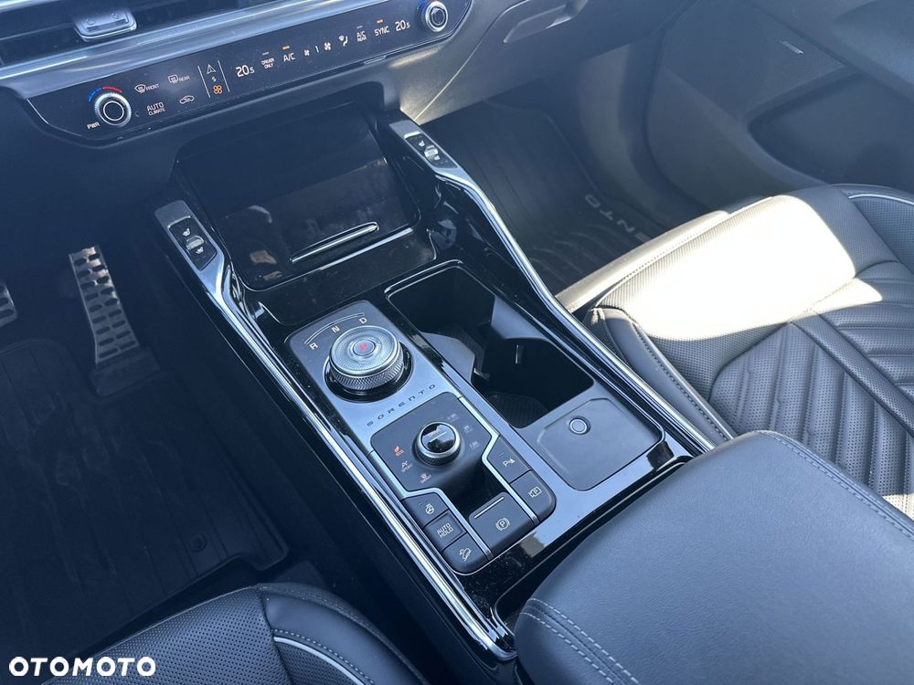Kia Sorento - 15