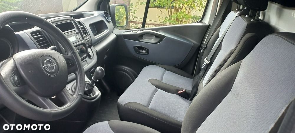 Opel Vivaro - 13