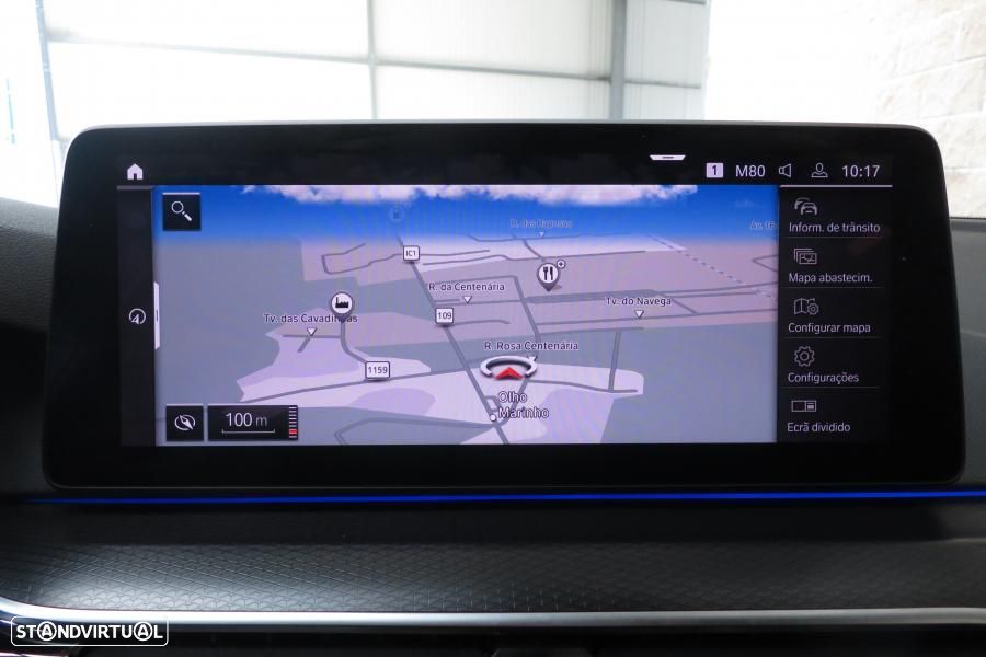 BMW 520 d Pack Desportivo M Auto - 16