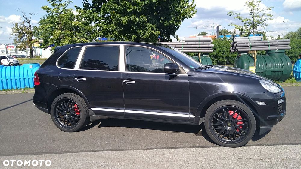 Porsche Cayenne Turbo - 8