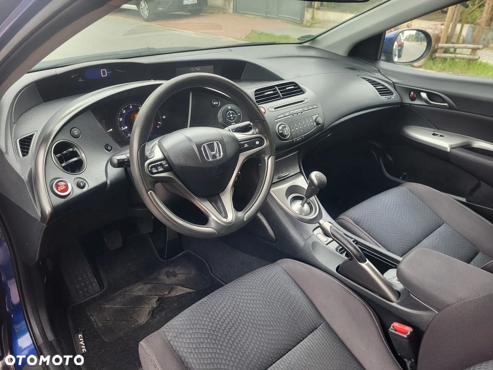Honda Civic 1.4 i-VTEC - 6