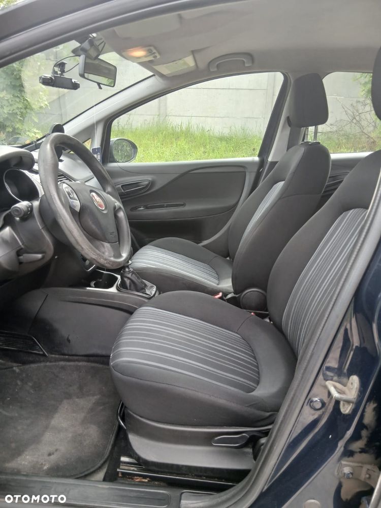 Fiat Punto Evo 1.4 8V Estiva Blue&Me Euro5 - 12