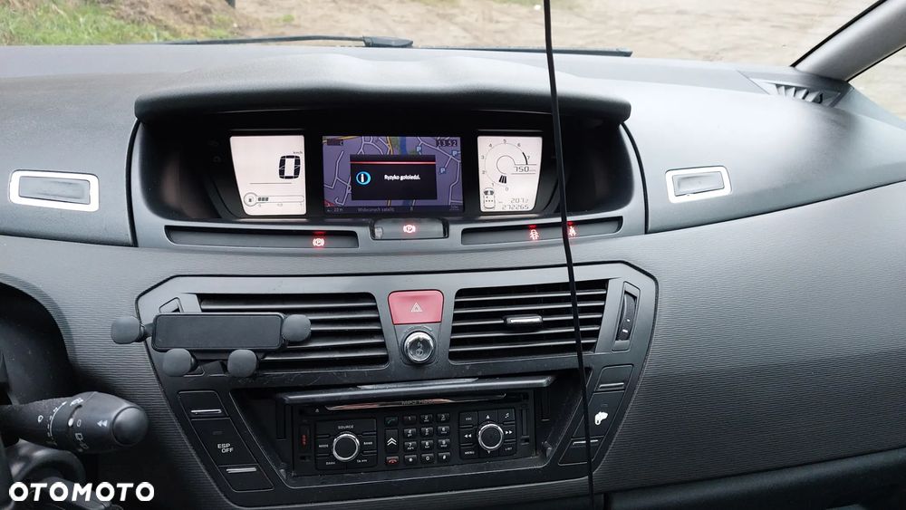 Citroën C4 Picasso 1.8 16V Confort - 14