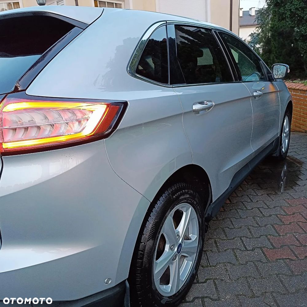 Ford Edge 2.0 TDCi Twin-Turbo 4WD Titanium - 9