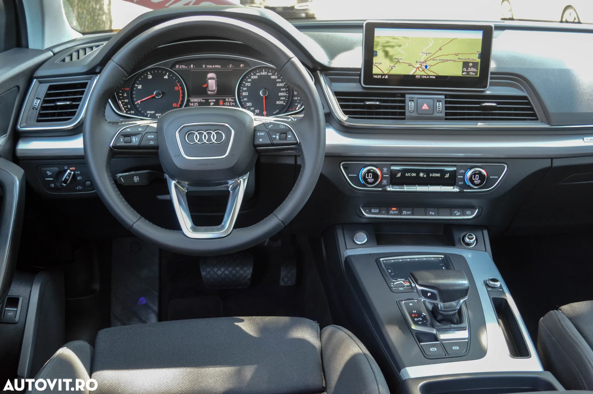 Audi Q5 2.0 40 TDI quattro S tronic Sport - 10