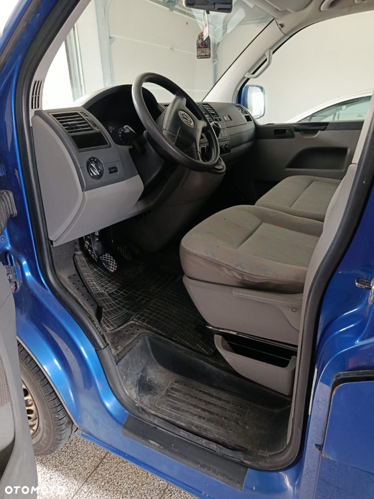 Volkswagen Transporter - 7