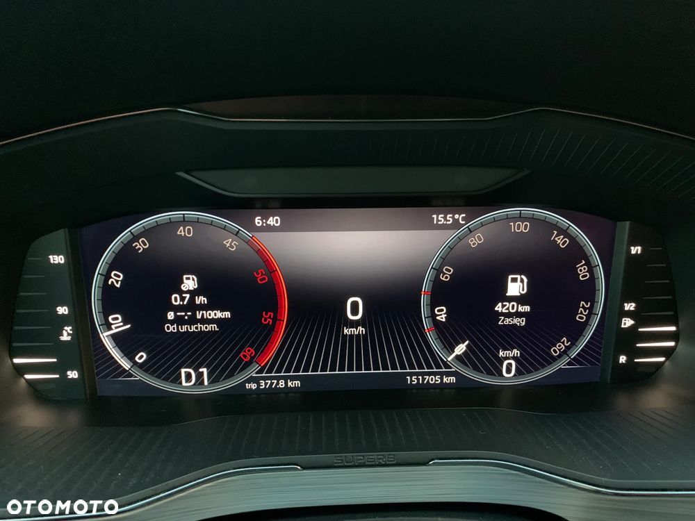 Skoda Superb 2.0 TDI SCR Ambition DSG - 28
