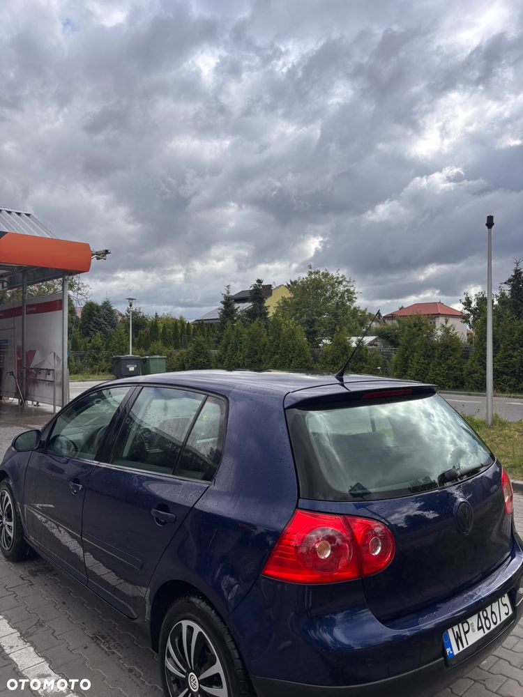 Volkswagen Golf 1.6 Q-Line - 7