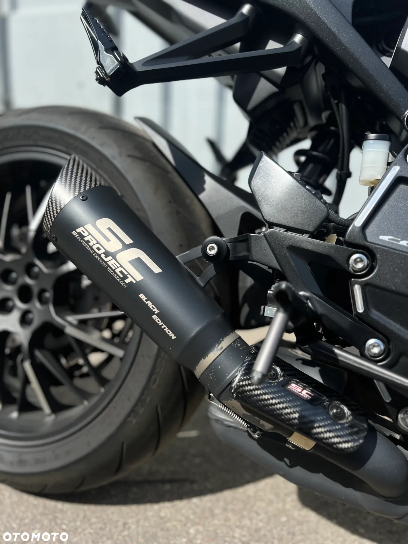 Honda CB - 11