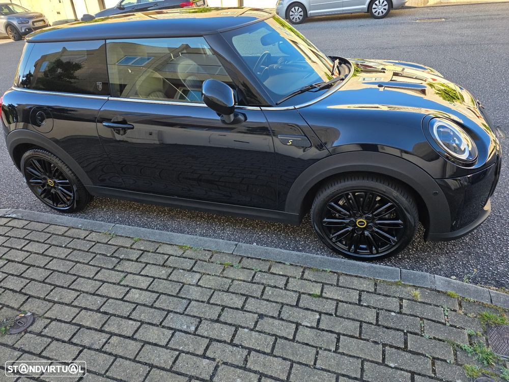 MINI 3 Portas Cooper SE - 11