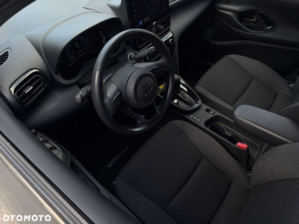 Toyota Yaris Cross Hybrid 1.5 Style - 25