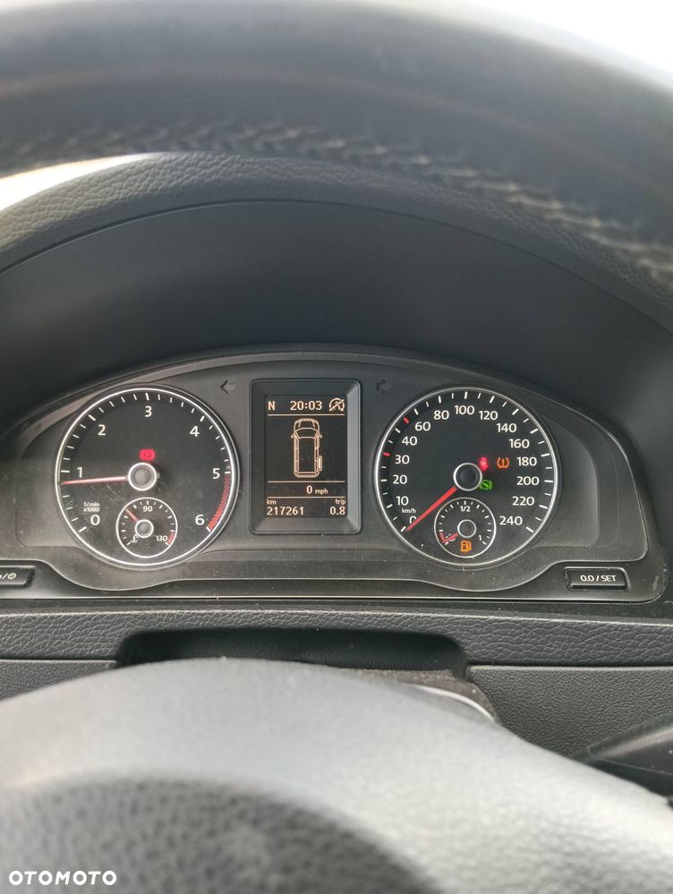 Volkswagen Multivan - 9