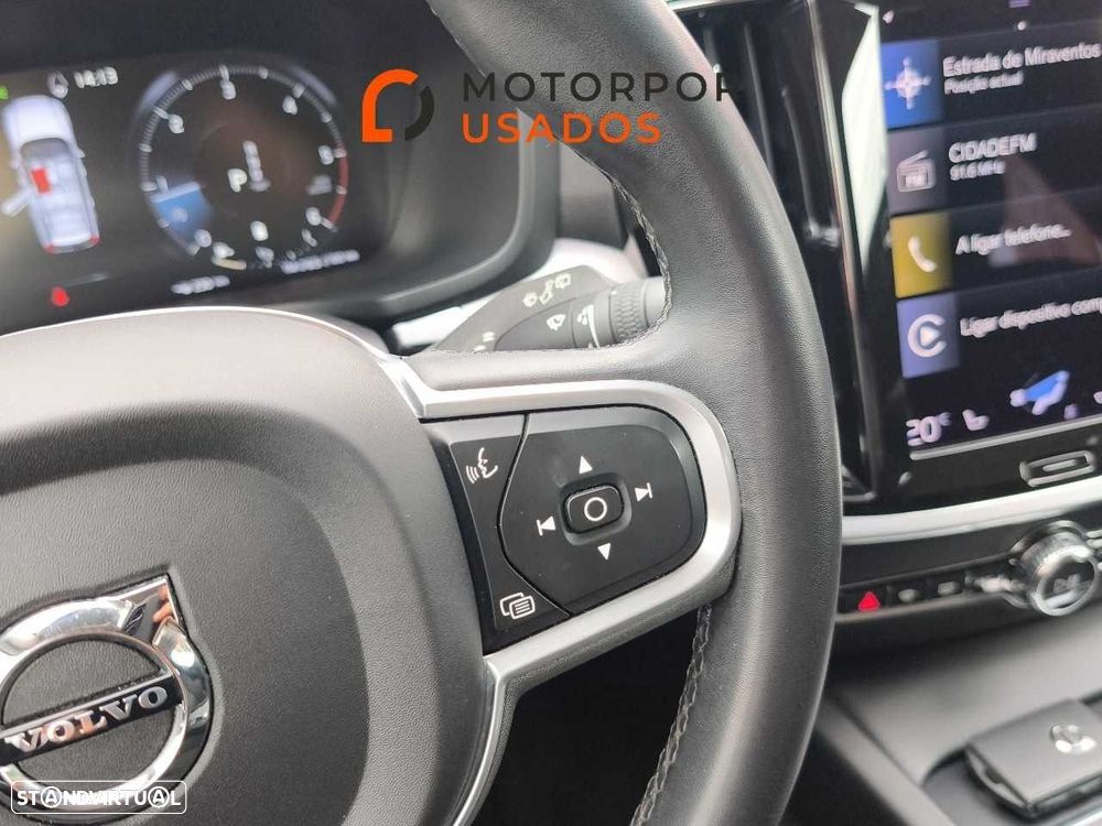 Volvo V60 2.0 B4 Momentum Geartronic - 19