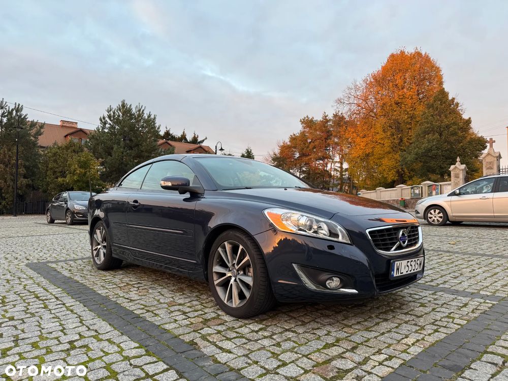 Volvo C70 T5 Summum - 3