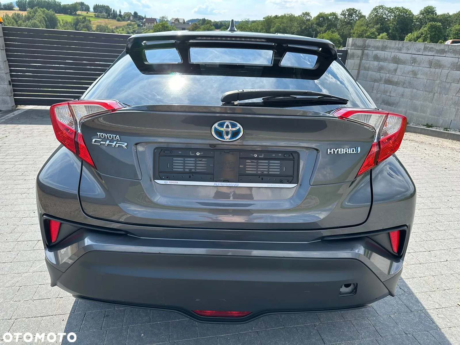Toyota C-HR Hybrid Business-Edition - 10