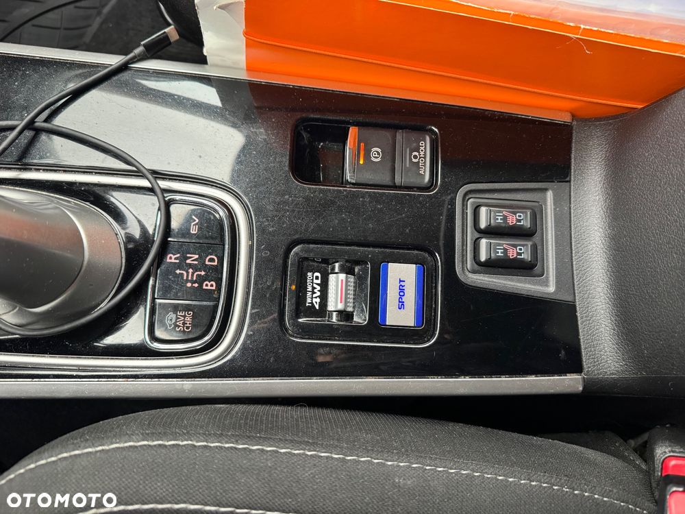 Mitsubishi Outlander - 17