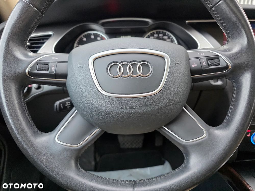 Audi A4 Limousine - 20