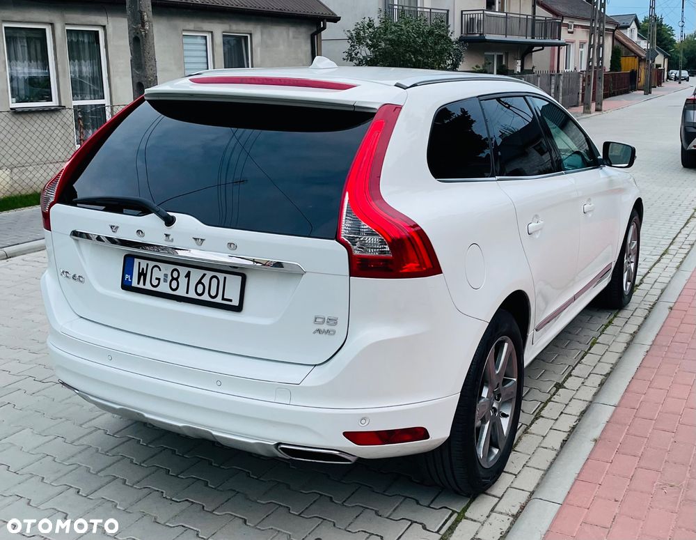 Volvo XC 60 D5 AWD Summum - 4