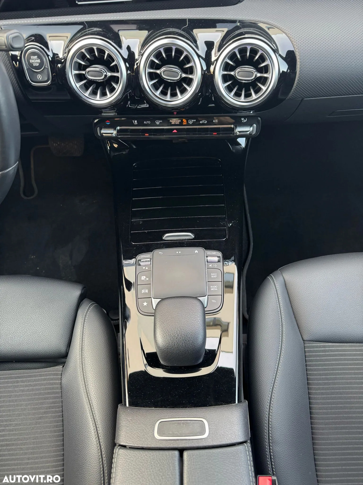 Mercedes-Benz A - 16