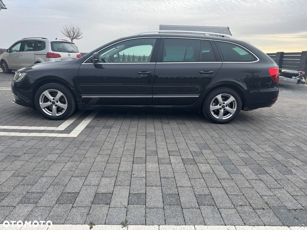 Skoda Superb 2.0 TDI Elegance - 11