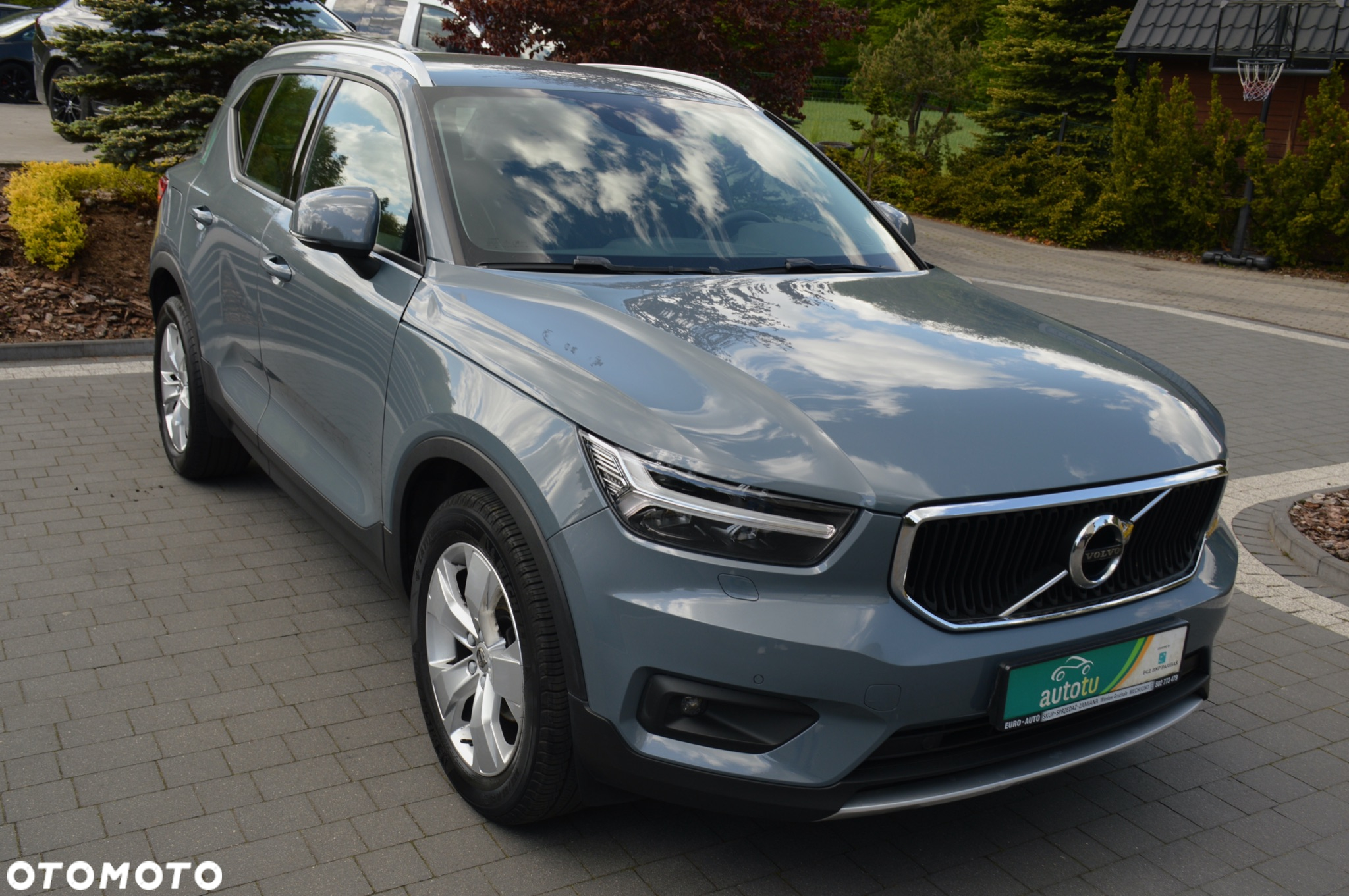 Volvo XC 40 D3 AWD Geartronic Momentum Pro - 10