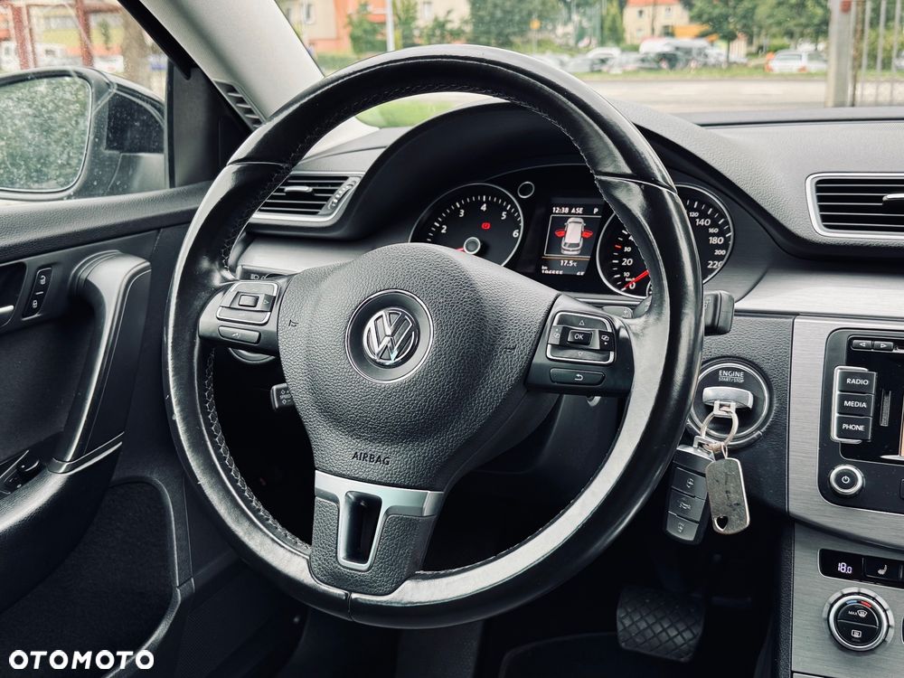 Volkswagen Passat Variant 1.4 TSI DSG BlueMotion Technology Exclusive - 17