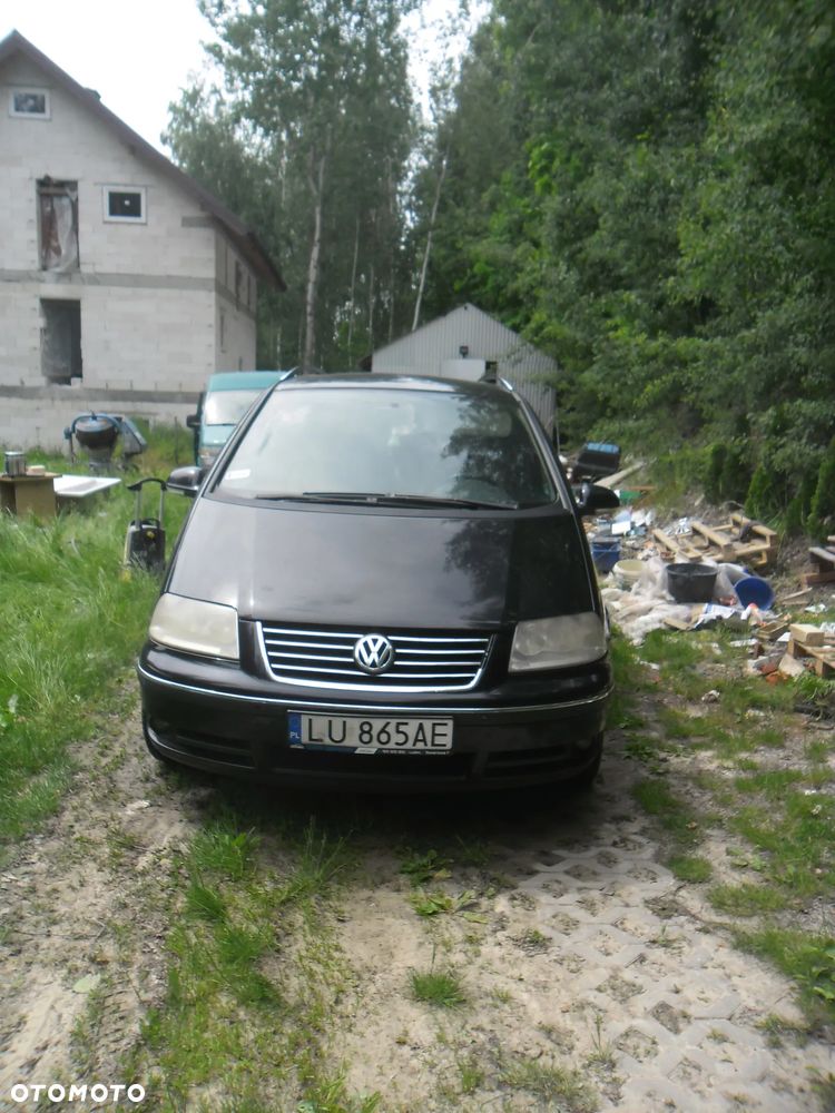 Volkswagen Sharan 1.9 TDI Highline 4Mot - 1