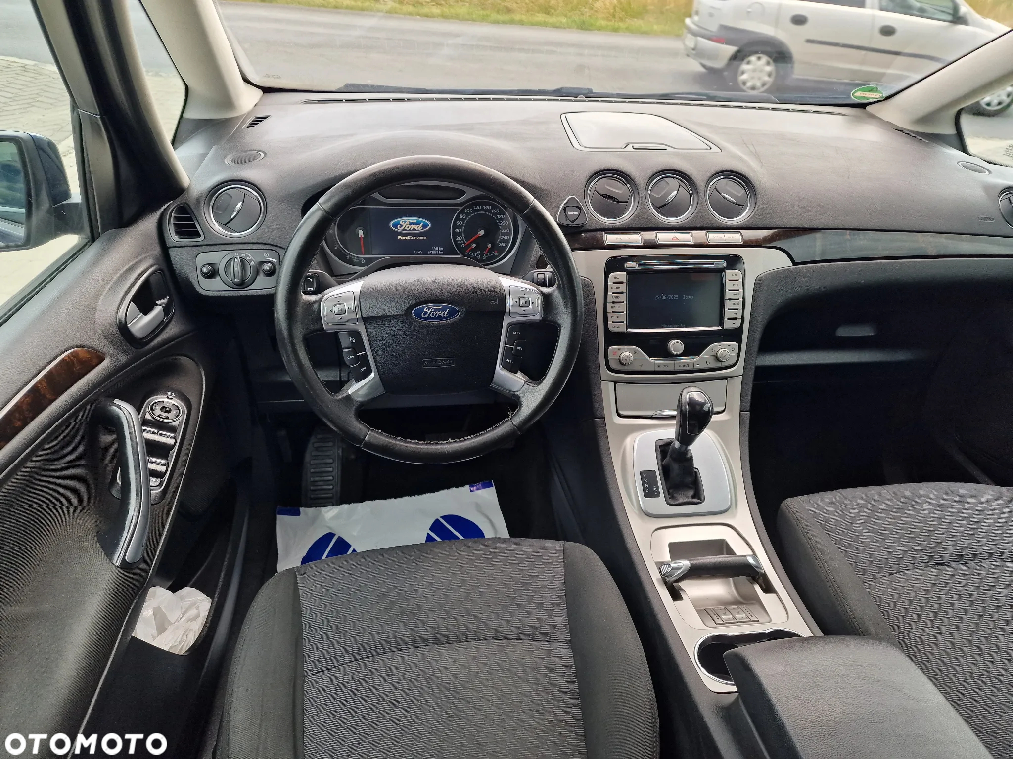 Ford Galaxy 2.0 TDCi Platinium X (Titanium) MPS6 - 25