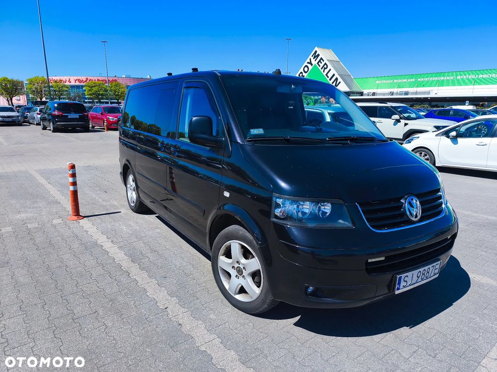 Volkswagen Multivan - 2