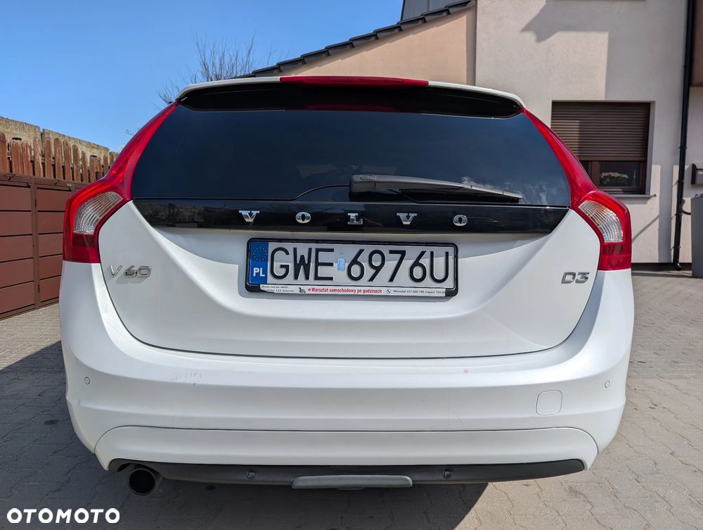 Volvo V60 D3 Geartronic Summum - 6