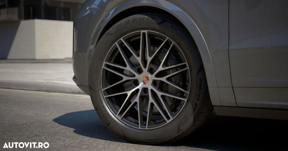 Porsche Cayenne Coupe E-Hybrid Black Edition - 8