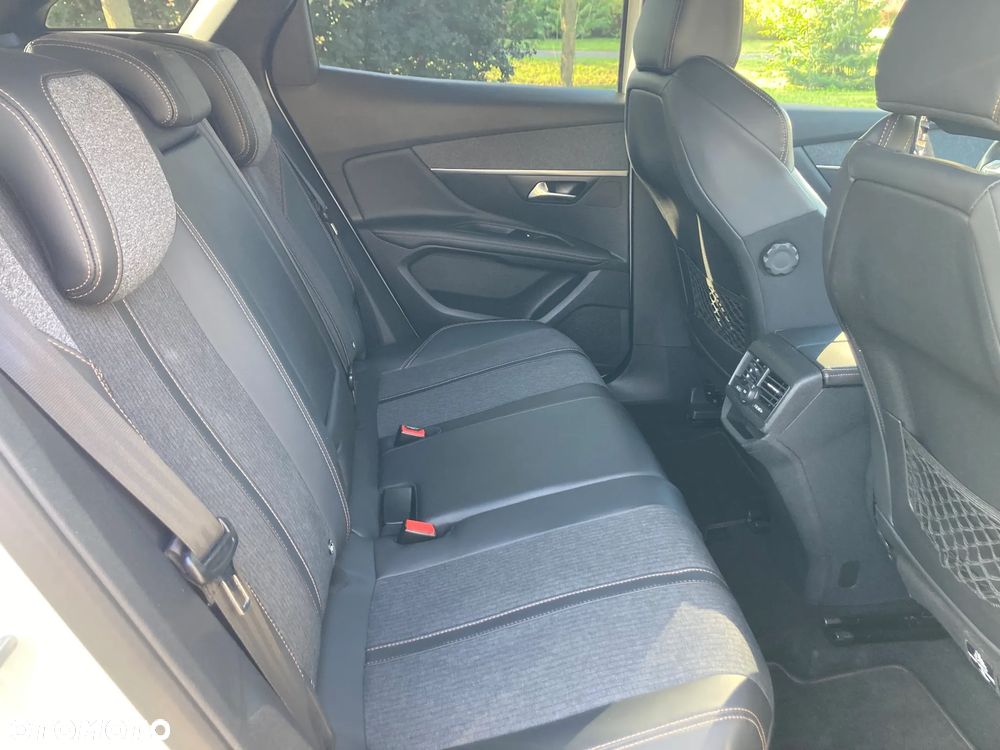 Peugeot 3008 - 9