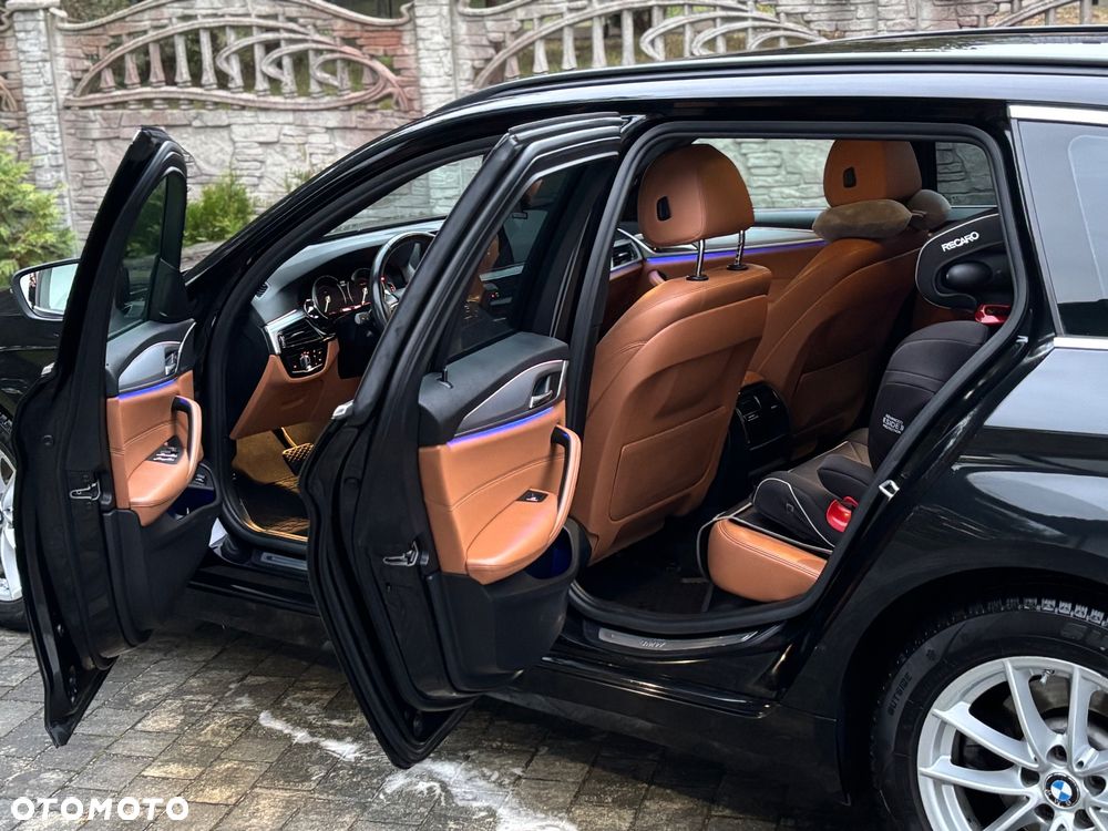 BMW Seria 5 520d Sport Line - 16