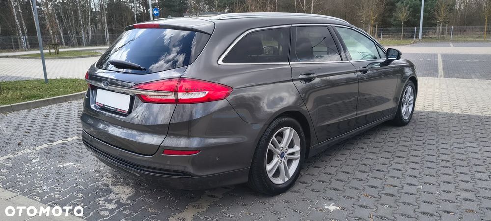 Ford Mondeo 2.0 TDCi STart-Stopp PowerShift-Aut Titanium - 4