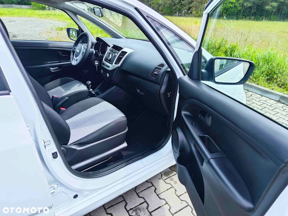 Kia Venga 1.4 CVVT Attract - 18
