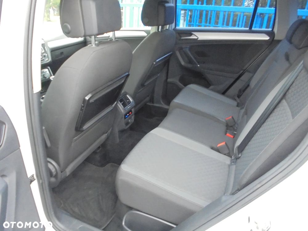 Volkswagen Tiguan 2.0 TDI SCR (BlueMotion Technology) Comfortline - 9