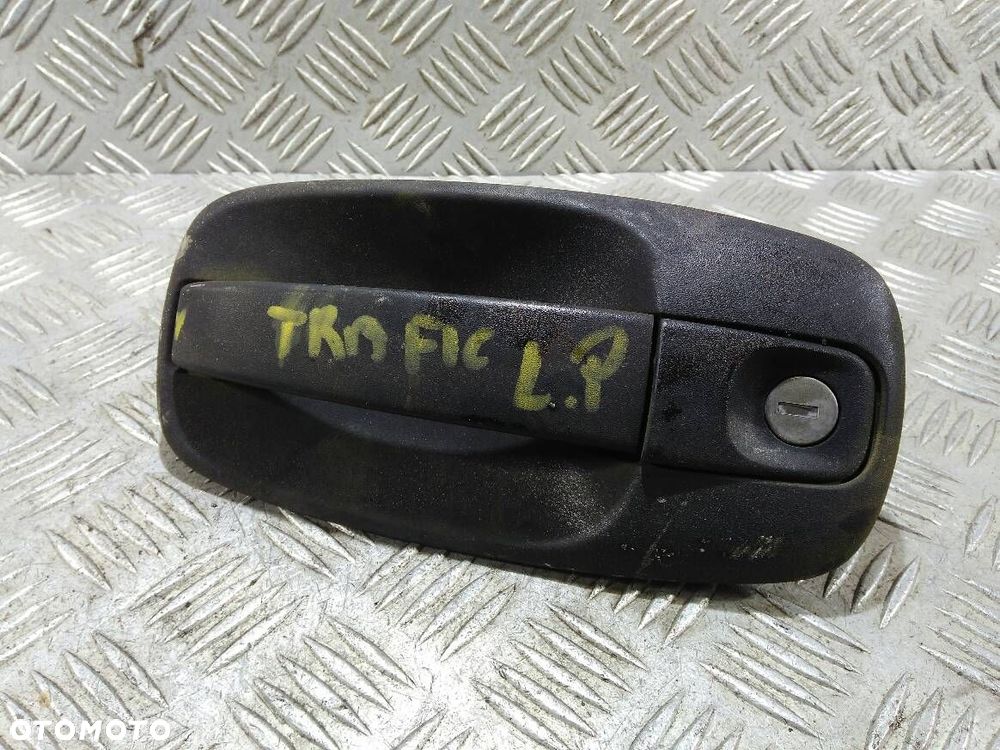 KLAMKA ZEWNĘTRZNA LEWY PRZÓD RENAULT TRAFIC - 1