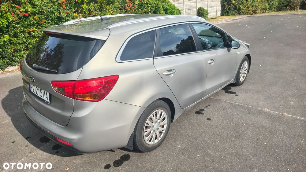 Kia Ceed 1.6 GDI Business Line - 4